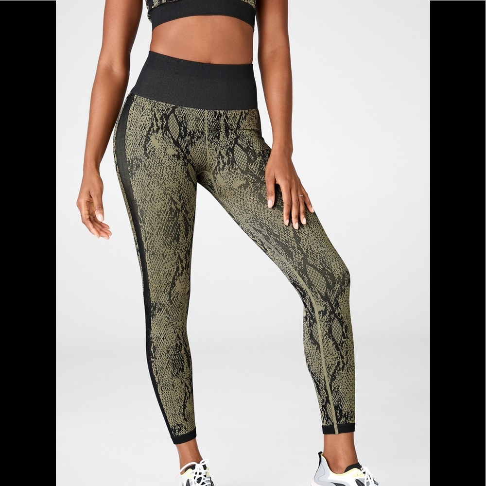 Fabletics Sets - image 5
